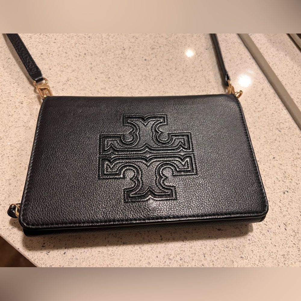 Nwt Tory Burch black leather cross body